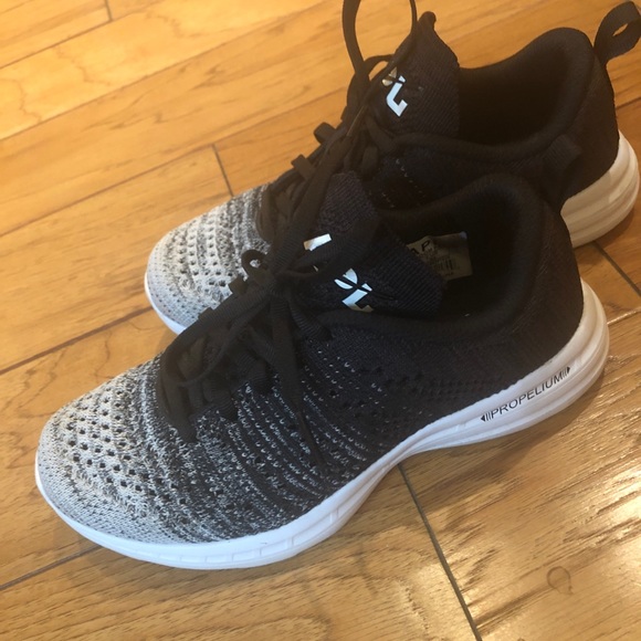 APL TechLoom Propelium Running Shoe - Picture 2 of 5